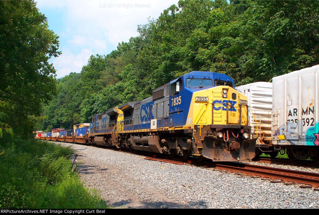 CSX 7835 and 7876